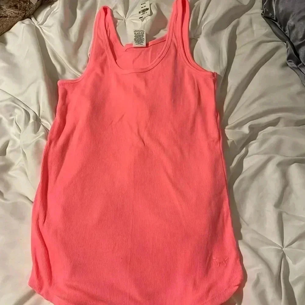 Pink tank top size medium